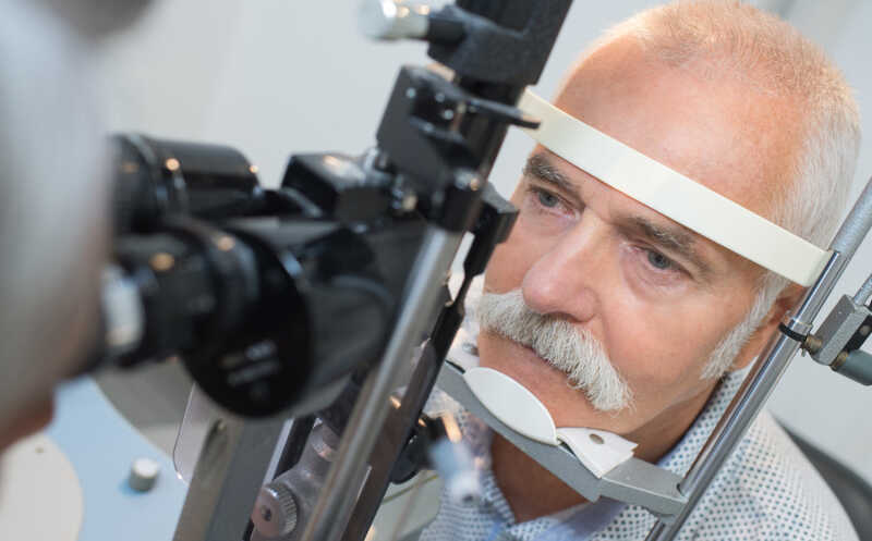 Накопление отложений под сетчаткой связаны с особым генетическим подтипом возрастной макулярной дегенерации