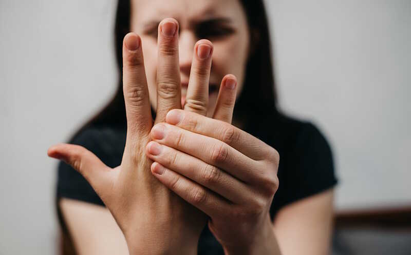 Генноинженерные цинковые пальцы выключили рецептор боли у обезьян